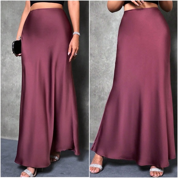 Luxe Satin Zipper Minimalist Maxi Skirt - Picture 5 of 6